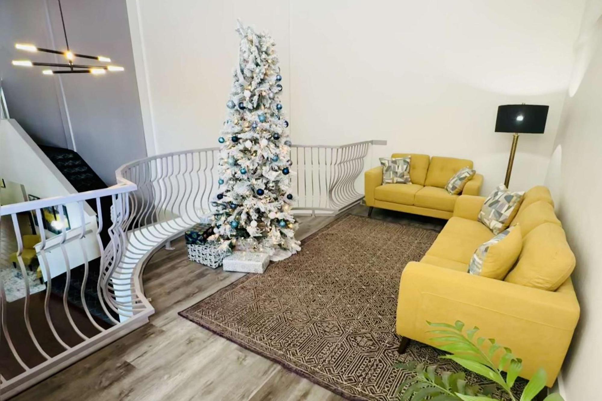 Отель Clarion Pointe Albemarle Экстерьер фото