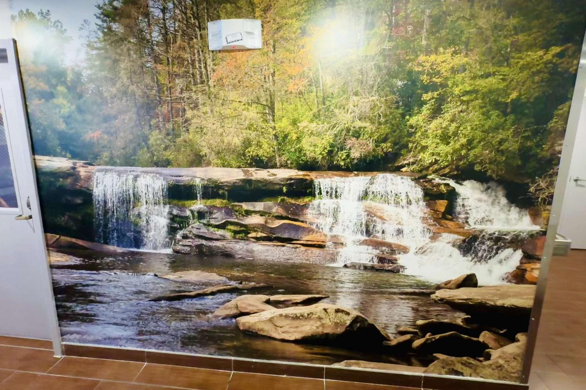 Отель Clarion Pointe Albemarle Экстерьер фото